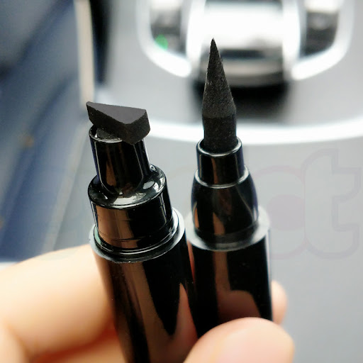 Set 2 x Eyeliner cu stampila, Cat Eye, Negru