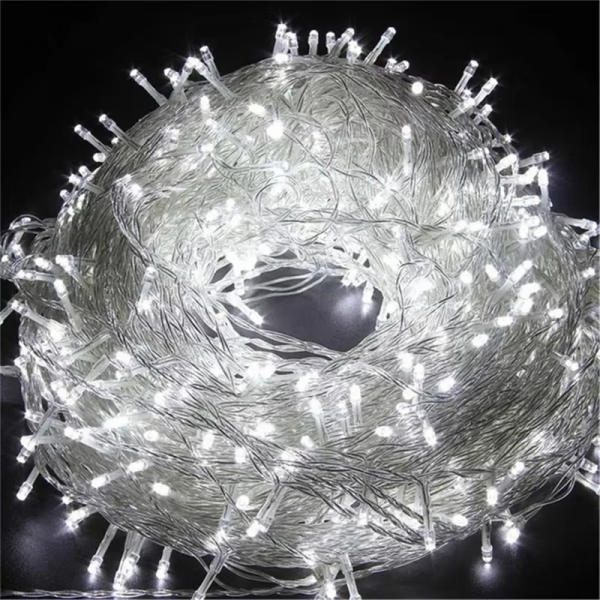 Instalatie LED cu franjuri lungi 1 M, Lungime 25 M, 500 LED, Alb Rece