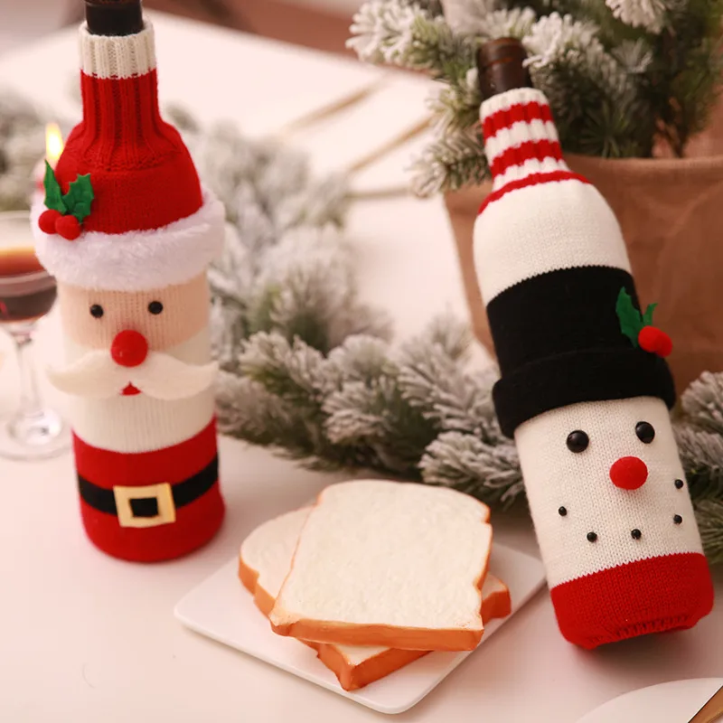 Set 2 huse festive pentru sticla de vin, decoratiune de Craciun - 1