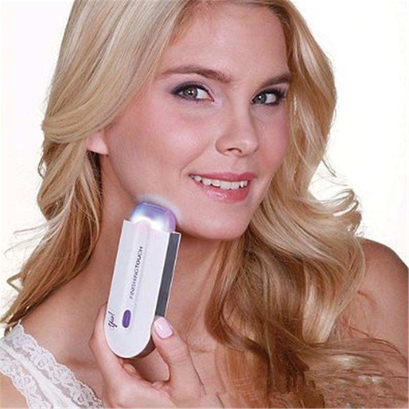 Epilator reincarcabil cu lumina