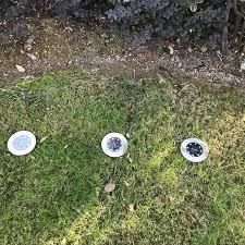 Set 4 x lampa solara cu 8 leduri si senzor de lumina cu fixare in sol